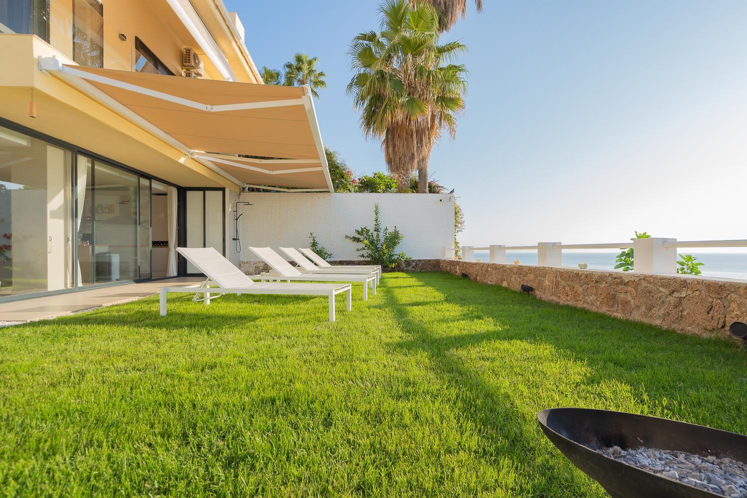 Private 250Sqm Garden Duplex, Jacuzzi, Cinema, Sea View Escape Apartment Torremolinos Exterior foto