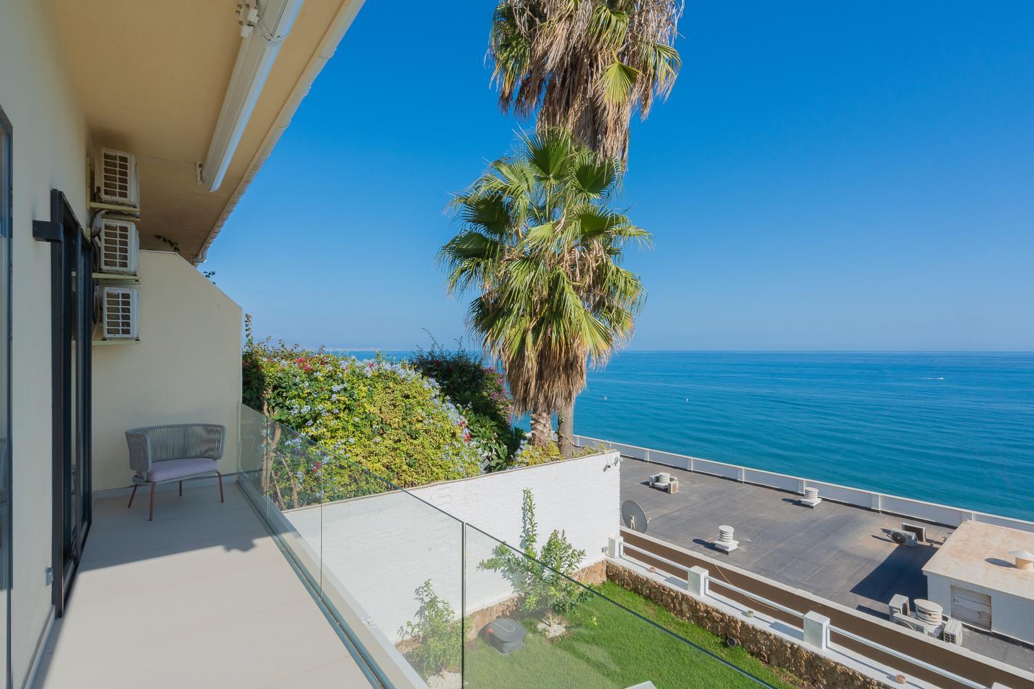 Private 250Sqm Garden Duplex, Jacuzzi, Cinema, Sea View Escape Apartment Torremolinos Exterior foto