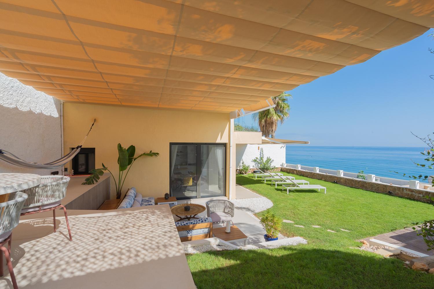 Private 250Sqm Garden Duplex, Jacuzzi, Cinema, Sea View Escape Apartment Torremolinos Exterior foto